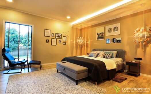 Luxury House for sale