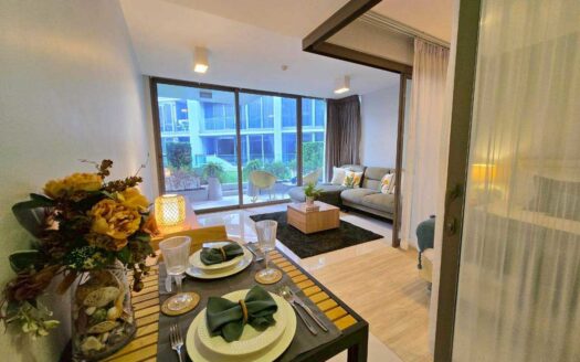 For Sale or Rent: The Pine Condo, Khao Takiab INSPIRATION from its inception that has been a tone combination of refreshing green and crystal clear blue color.,
