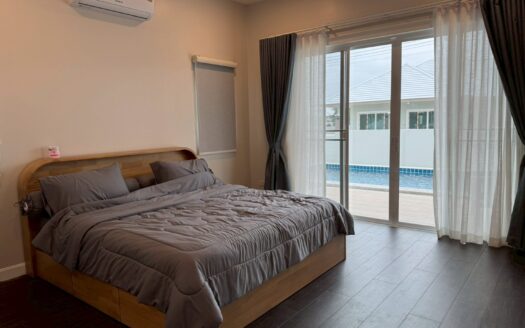 Pool villa For rent, 3 Bedrooms-3 Bathrooms, Newly built home, move-in ready.