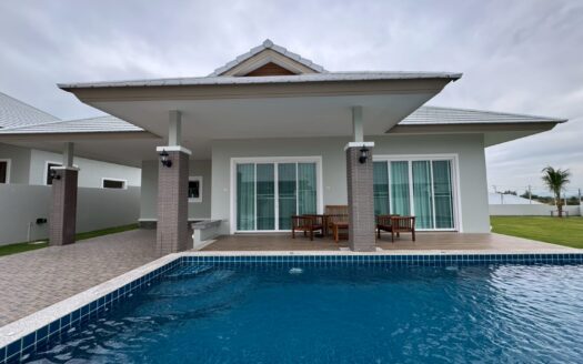 Pool villa For rent, 3 Bedrooms-3 Bathrooms, Newly built home, move-in ready.
