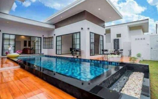 🔥 Pool Villa in Hua Hin – Great Location Near the Beach – Only 5.19 MB – Ready to Move In!