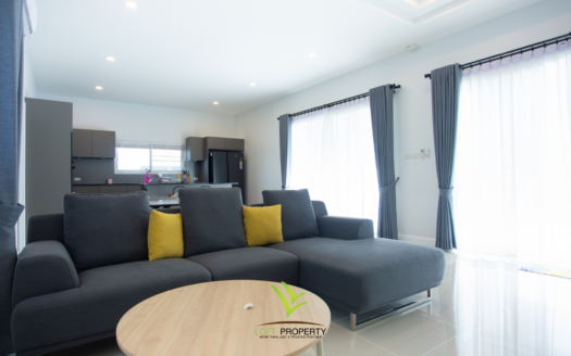 🏡 **BRAND-NEW 3-BEDROOM PRIVATE POOL VILLA FOR RENT** 📍 **EMERALD VALLEY, THAP TAI – SOI 112, HUA HIN**